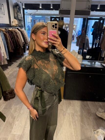 Lace top green